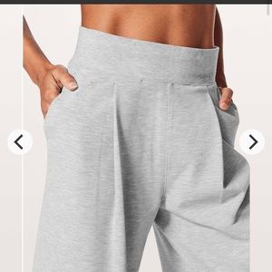 Lululemon “can you feel the pleat” pants